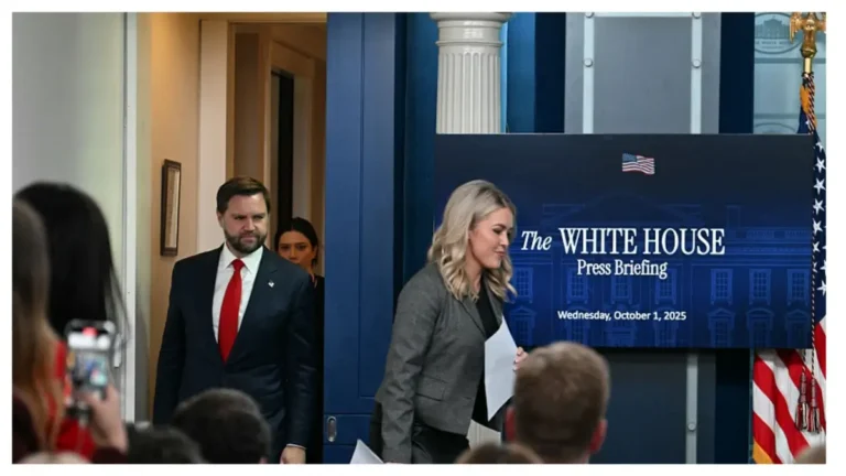 ‘You Have to Be Kidding!’: When Karoline Leavitt Claimed Trump Knows Everything, She Didn’t Expect a Report to Drop Exposing a White House Scandal Tha