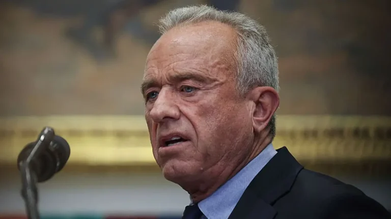 ‘I Never Said That!’: RFK Jr. Denies His Own Words on Camera When Cornered, But It’s the Reaction Behind Him That’s Breaking the Internet