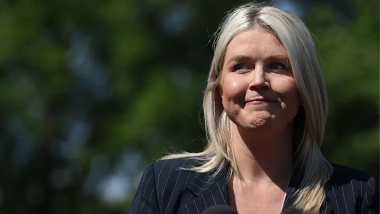 Karoline Leavitt Sparks Frenzy After Dropping Shocker That She’s ‘Not Part of Trump’s Political Team Anymore’