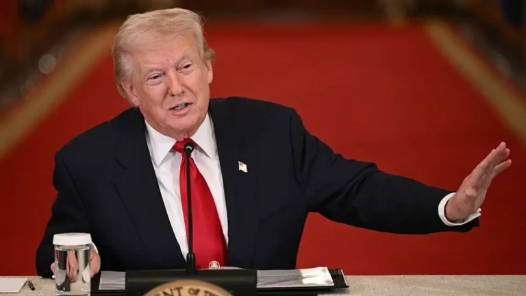 Trump’s Vision Quest: When the Gaze Fails and the Laughter Speaks Volumes