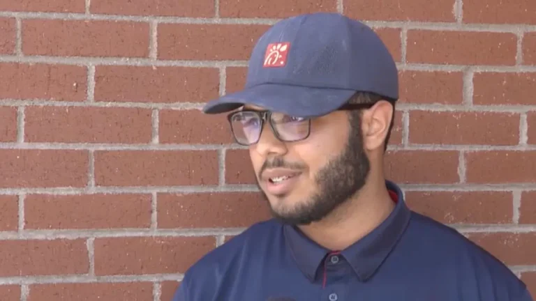 A Lesson in Integrity: Teen’s K Find at Chick-fil-A Shows True Character