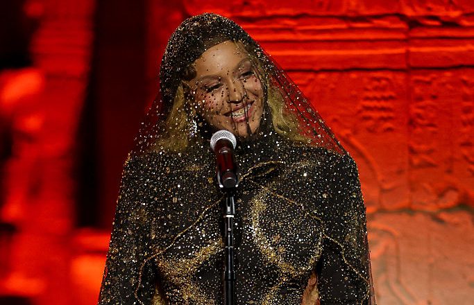 Beyoncé Steals the Show with a Surprise Outfit Change at the Met Gala