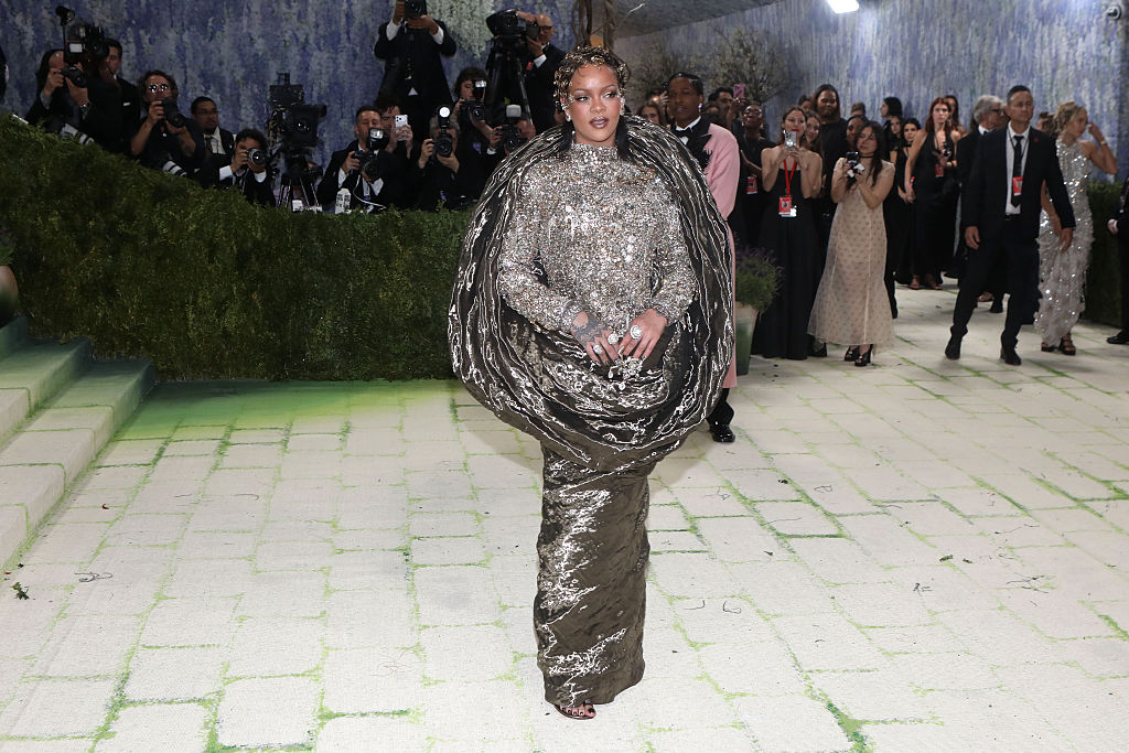 Rihanna Posts Met Gala RIH-Cap With Ayra Starr’s Song & Fans Are Convinced She’s Throwing Shade At Tyla