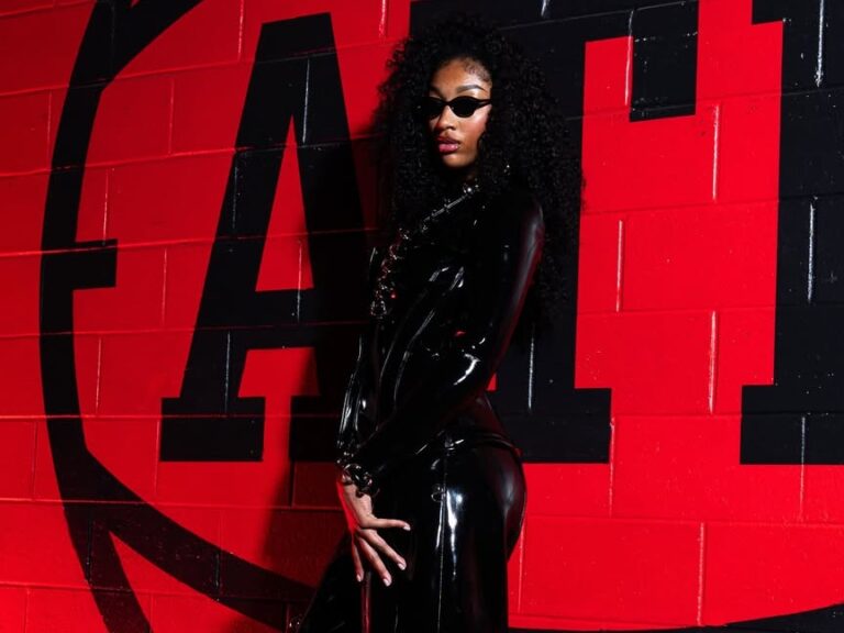 Angel Reese’s First Home Game Tunnel Walk And More Celebrity Fashion Moments Angel Reese’s First Home Game Tunnel Walk And More Celebrity Fashion Moments