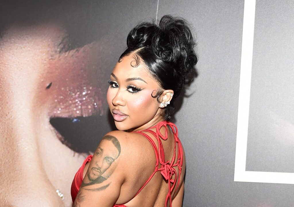 Aht! Aht! Ari Fletcher Addresses Pregnancy Rumors After Fans Clock Her Glow (PHOTO + VIDEO) Aht! Aht! Ari Fletcher Addresses Pregnancy Rumors After Fans Clock Her Glow (PHOTO + VIDEO)