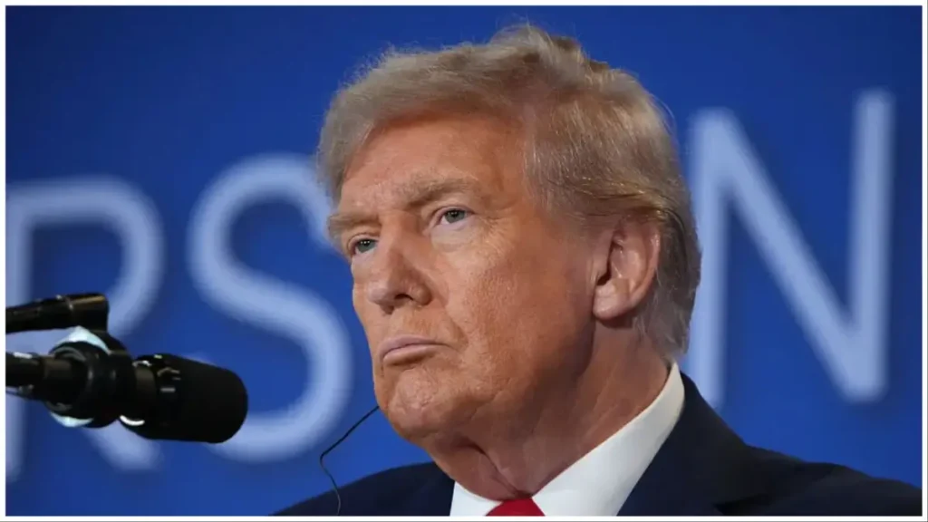 ‘A Disgusting Human Being!’: Trump Tried to Humiliate Obama with ‘Vindictive’ and ‘Adolescent’ Online Attacks, Then the Internet Dragged Up One Brutal Fact That Completely Hijacked His Smear Campaign ‘A Disgusting Human Being!’: Trump Tried to Humiliate Obama with ‘Vindictive’ and ‘Adolescent’ Online Attacks, Then the Internet Dragged Up One Brutal Fact That Completely Hijacked His Smear Campaign