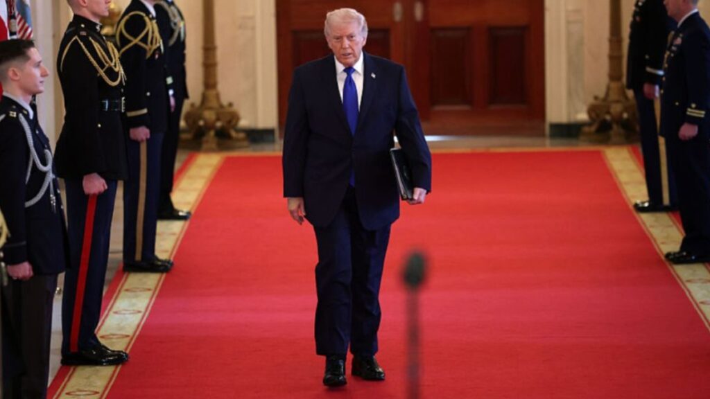 ‘Something Money Can’t Fix’: Trump’s Swollen, Discolored Hands Raises Health Concerns Days After Video Shows Him Slumping and Struggling to Walk