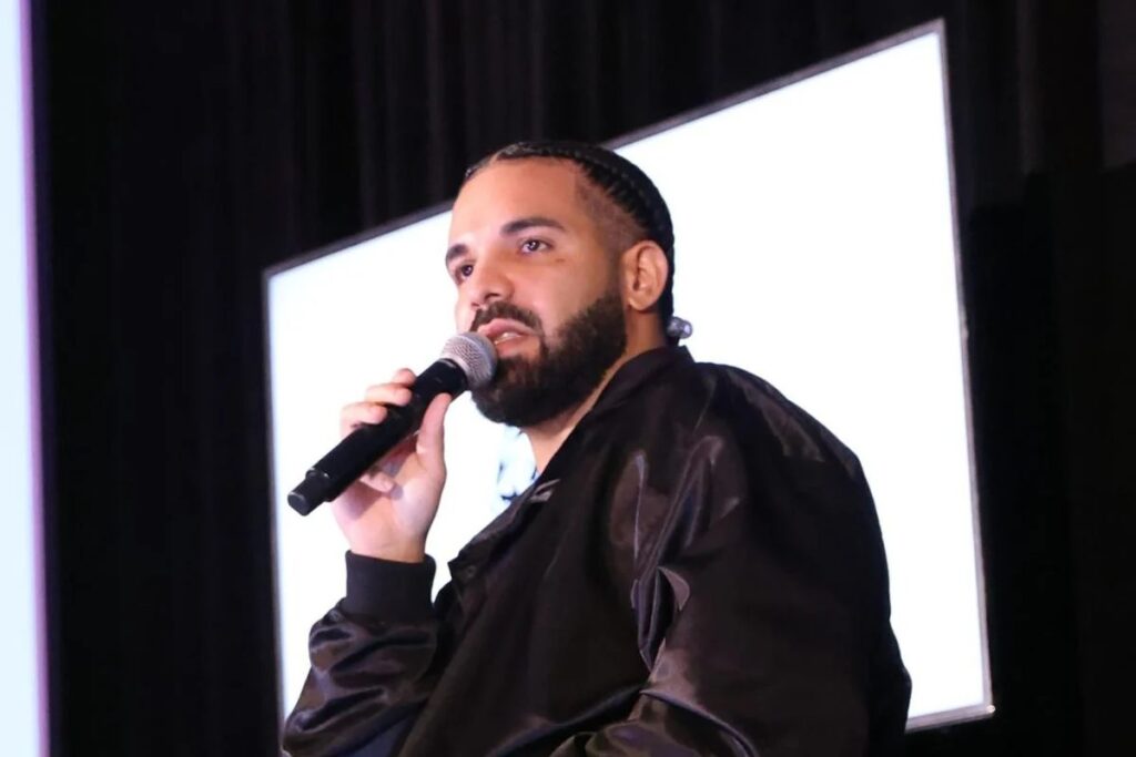 Lykke Li Blesses Drake Remaking Her Hits Song For “Janice S###” Lykke Li Blesses Drake Remaking Her Hits Song For “Janice S###”