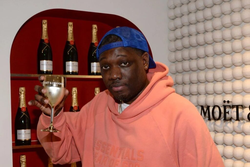 Michael Che Exposes All-White Writing Room Behind Kevin Hart Racist Roast