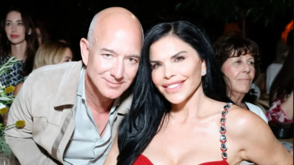 ‘Who Is That?’: Lauren Sánchez’s Vintage Look in Photos from Life Before Jeff Bezos Has Fans Saying They Barely Recognized Her ‘Who Is That?’: Lauren Sánchez’s Vintage Look in Photos from Life Before Jeff Bezos Has Fans Saying They Barely Recognized Her