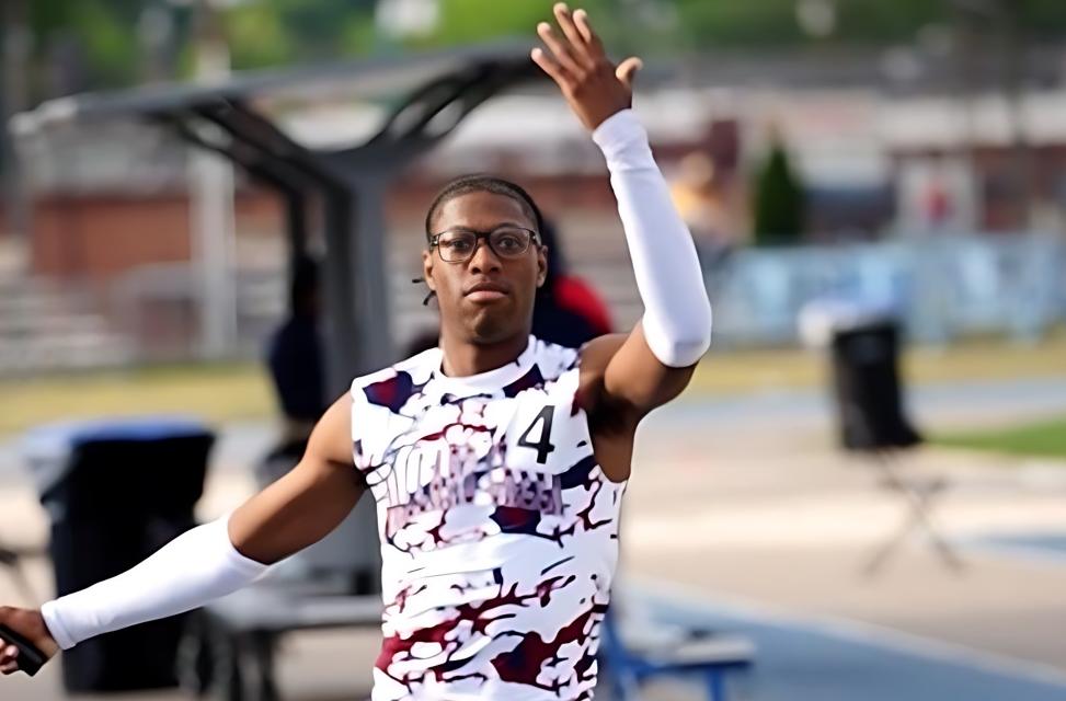 Raised Hand Costs High School a State Title – ‘Showboating Will Not be Tolerated’ | WATCH