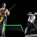 Red Hot Chili Peppers Sell Recorded Catalog To WMG For 0M