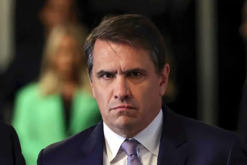 ‘Grasping at Straws’: Trump DOJ Floats Charging Democrat Governor Over Old Clip As the Internet Digs Up the Exact Same Thing MAGA Did to Biden — and I