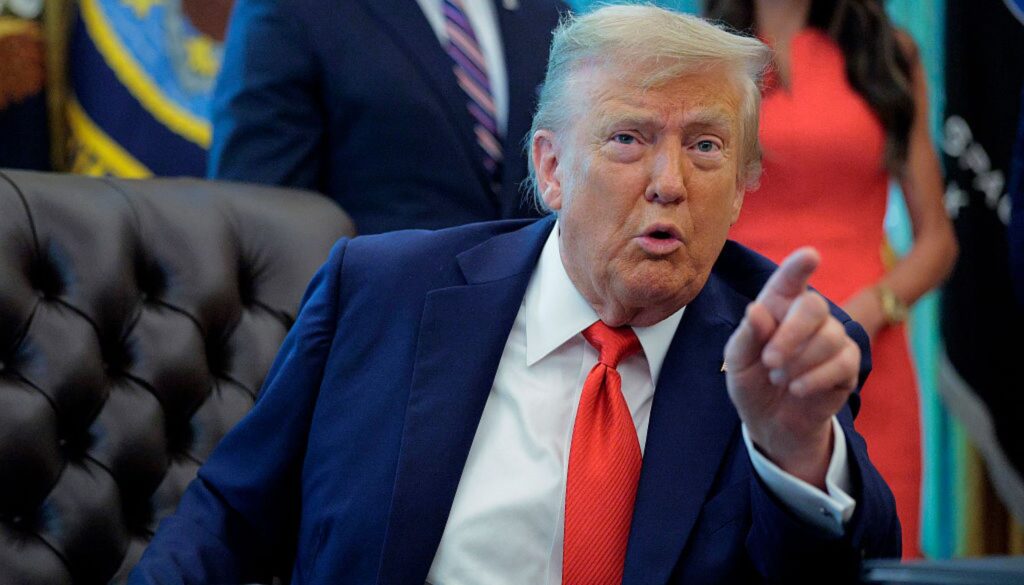 Toodles! Trump’s Name Officially Removed From Kennedy Center, But Here’s Why Onlookers STILL Can’t See The Missing Moniker Toodles! Trump’s Name Officially Removed From Kennedy Center, But Here’s Why Onlookers STILL Can’t See The Missing Moniker