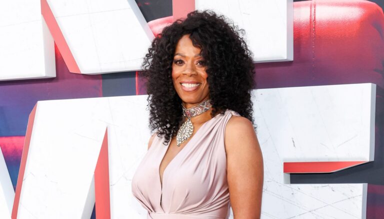 We Ain’t The Ones To Gossip But… Kim Wayans Spills On ‘Scary Movie’, Benita Butrell’s Pop Culture Impact, Her New Youtube Series, ‘Pariah’ & More We Ain’t The Ones To Gossip But… Kim Wayans Spills On ‘Scary Movie’, Benita Butrell’s Pop Culture Impact, Her New Youtube Series, ‘Pariah’ & More