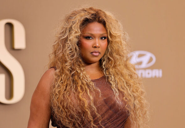 Lizzo Reflects On ‘Soul Crushing’ Album Sales & Urges Fans To Keep The Khia Asylum Claims For One-Hit Wonders: ‘No Shade!’