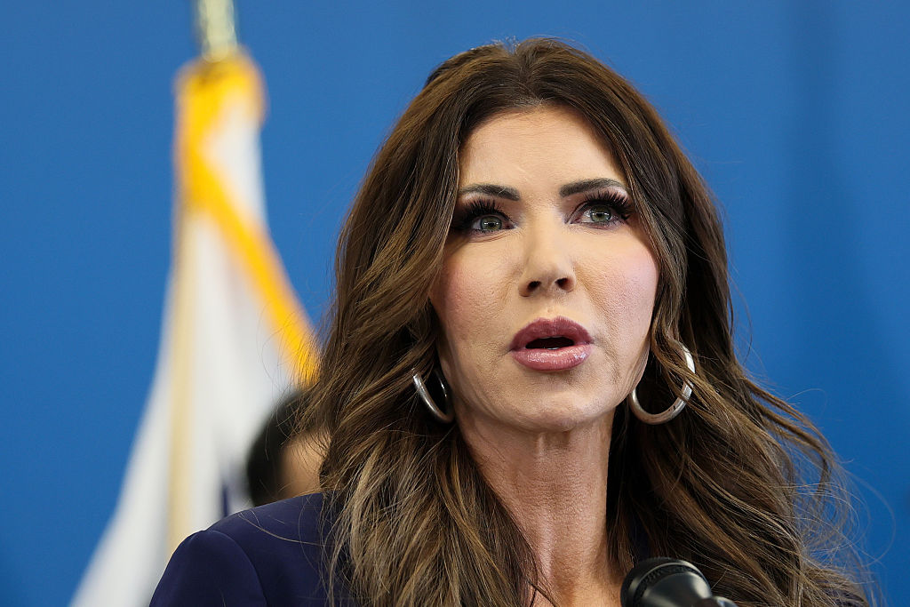 ‘Dumb!’: Kristi Noem Humiliates Herself with Baffling Geography Mix-Up as She Stumbles Over Basic Question About Her New Role