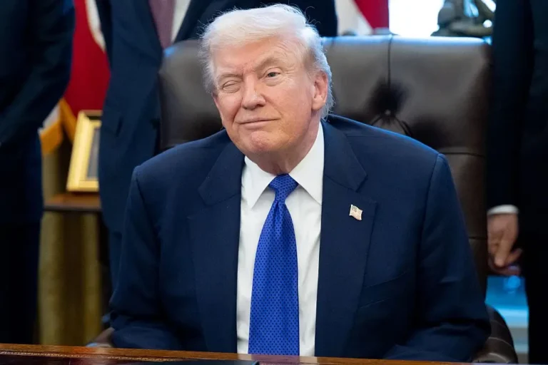 ‘Out of His Mind’: Trump’s Strange Response When Asked About World Leaders Comes Weeks After That Visit Blew Up in His Face ‘Out of His Mind’: Trump’s Strange Response When Asked About World Leaders Comes Weeks After That Visit Blew Up in His Face