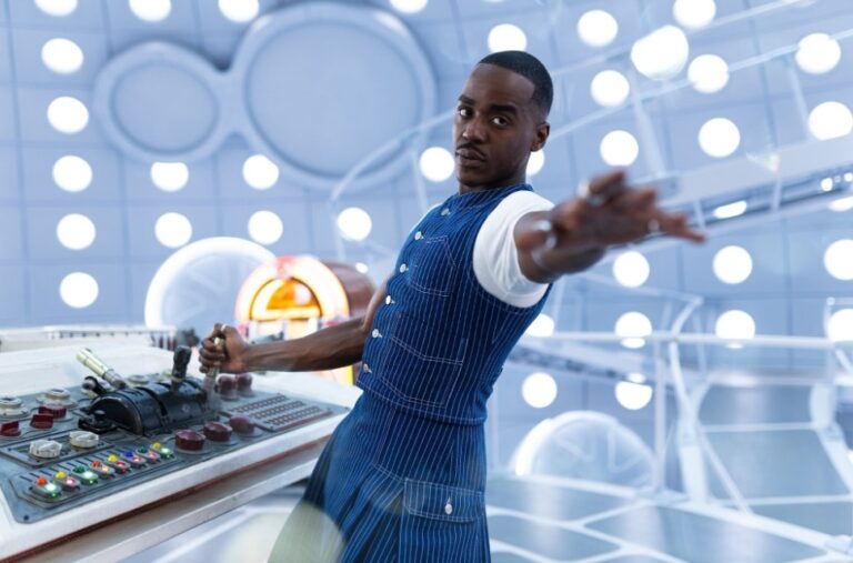 ‘Doctor Who’ Showrunner Russell T. Davies Exits, Christmas Special Canceled ‘Doctor Who’ Showrunner Russell T. Davies Exits, Christmas Special Canceled