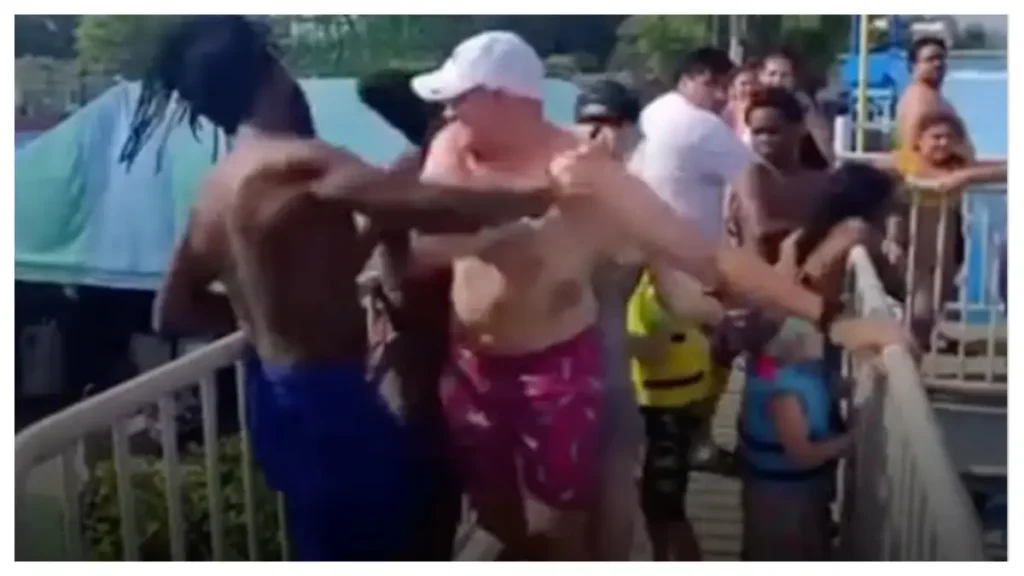 ‘Excuse Me! I Need Help!’: White Man Calls Security, Blocks Black Family from Entering Ride at Waterpark Despite Their Fast-Pass Access ‘Excuse Me! I Need Help!’: White Man Calls Security, Blocks Black Family from Entering Ride at Waterpark Despite Their Fast-Pass Access