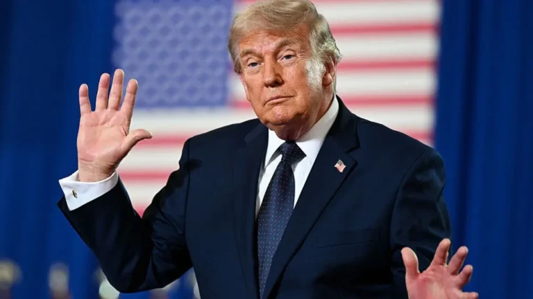 ‘Buttons Will Pop Soon’: Trump Gets Reality Check About His Weight — Then He’s Brutally Mocked Online When Close-Up Footage Shows the Unfiltered ‘Buttons Will Pop Soon’: Trump Gets Reality Check About His Weight — Then He’s Brutally Mocked Online When Close-Up Footage Shows the Unfiltered