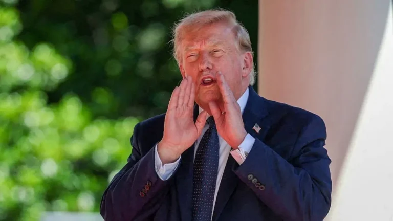 ‘He’s Desperate’: Panicked Trump Unleashes Bitter Tirade Begs for Help After High-Stakes Failure Leaves Him Exposed in Front of the World