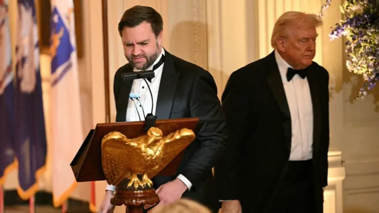 ‘No Shame’: JD Vance Grovels So Hard for Trump, Tries to Sell Him as Something Few Americans Would Believe, and Critics Say It’s His Lowest Move Yet ‘No Shame’: JD Vance Grovels So Hard for Trump, Tries to Sell Him as Something Few Americans Would Believe, and Critics Say It’s His Lowest Move Yet