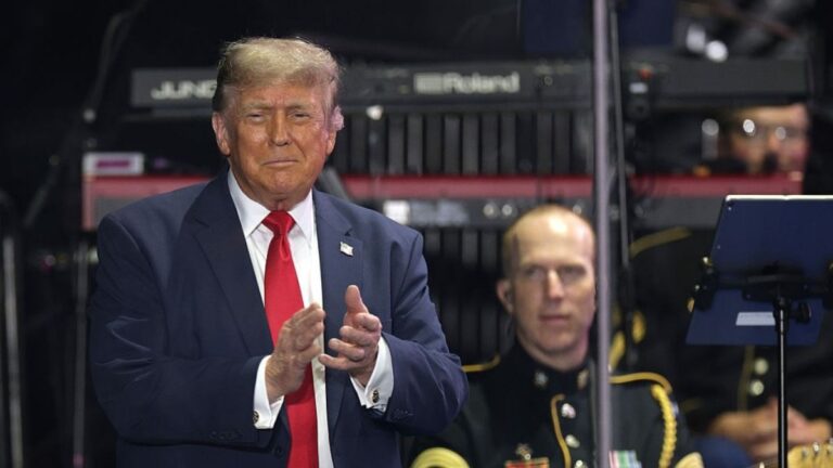 ‘Did He Use A Staple Gun?’: Trump’s State Fair Decor Ripped to Shreds Online, as Close-Up Reveals Jaw-Dropping Details That Have Critics Exploding