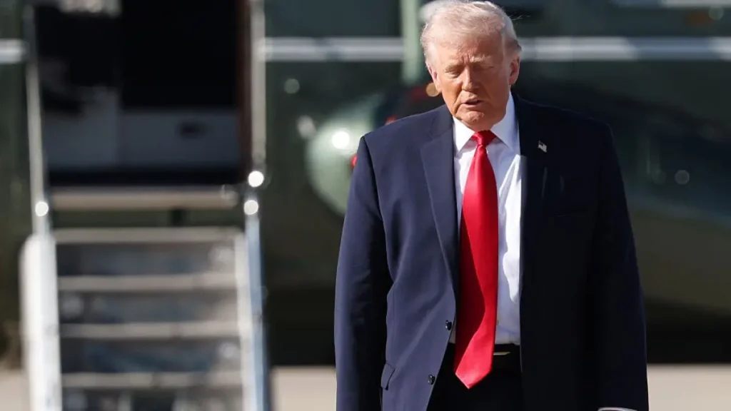 The Bizarre Exit of Trump: A Reflection on Public Image and Political Performance The Bizarre Exit of Trump: A Reflection on Public Image and Political Performance