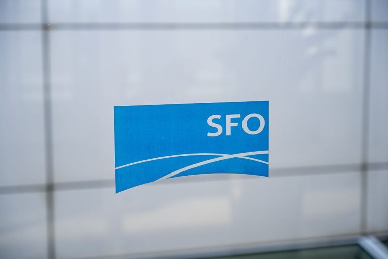 ICE Agent Left A Gun In A San Francisco Airport Bathroom – How Is That Not A Bigger Deal? ICE Agent Left A Gun In A San Francisco Airport Bathroom – How Is That Not A Bigger Deal?